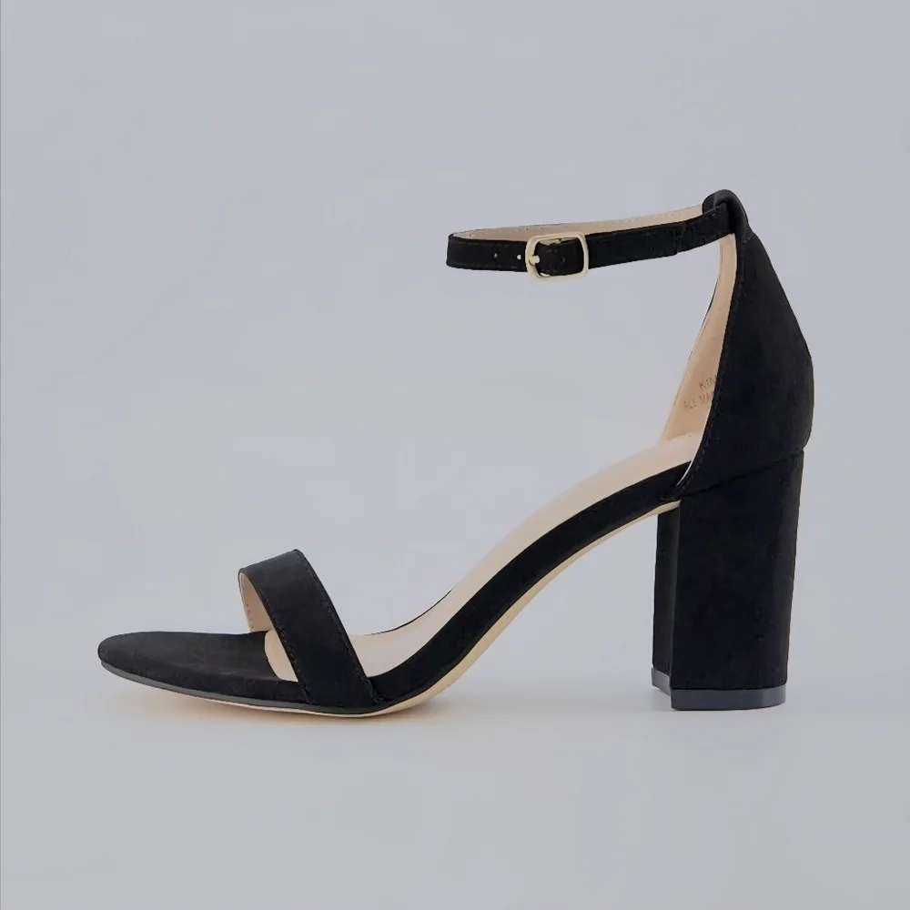 Cushionaire 'Kimmie' Black Microsuede Block Heels Womens 8
